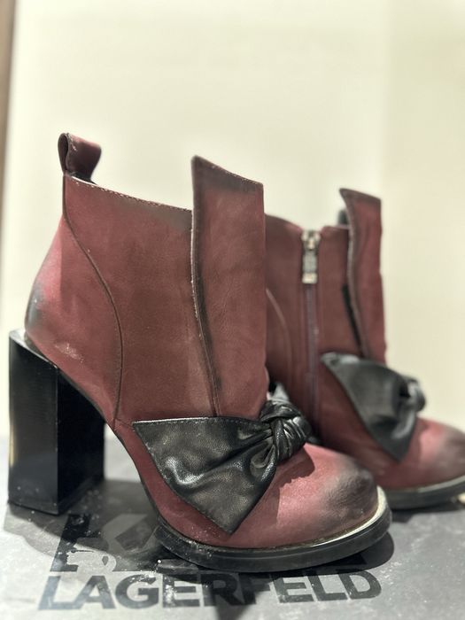 Боти на висок ток