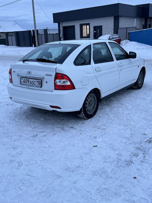 Продам приору родной окрасе