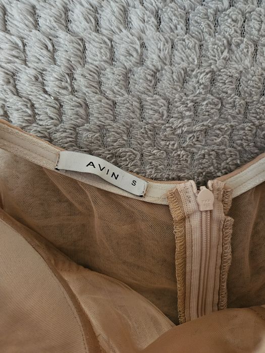 Рокля Avin, размер С