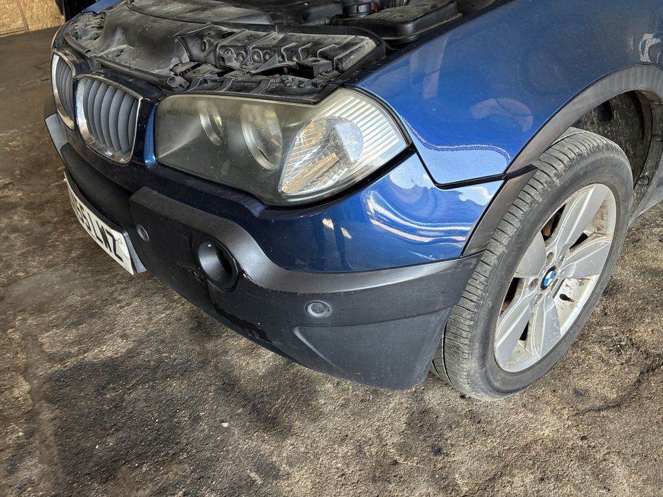 Far faruri halogen bmw x3 e83 non facelift.
