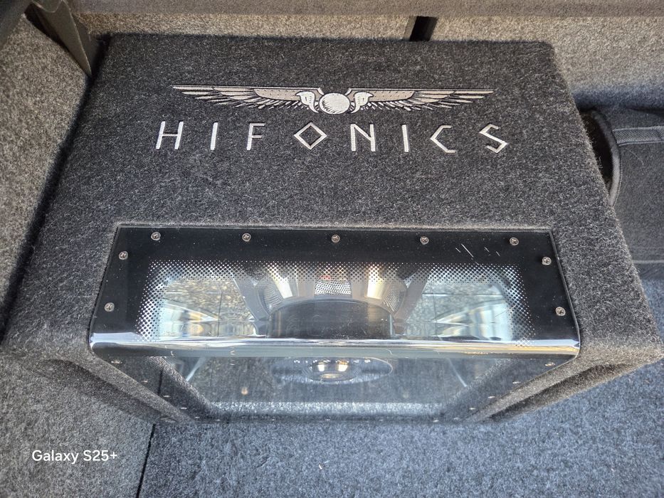 Бас каса Hifonics Zeus ZRX12BP