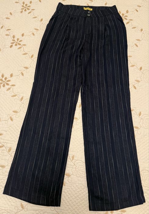 Дамски костюм, нов