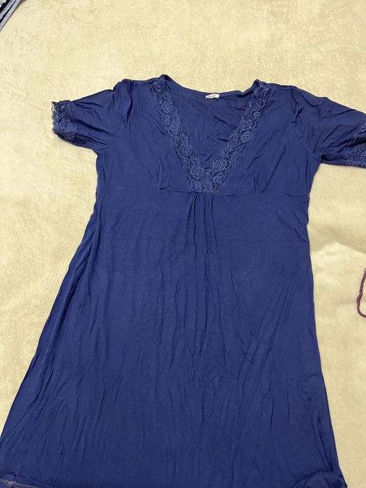 Вещи для беременных и кормящих