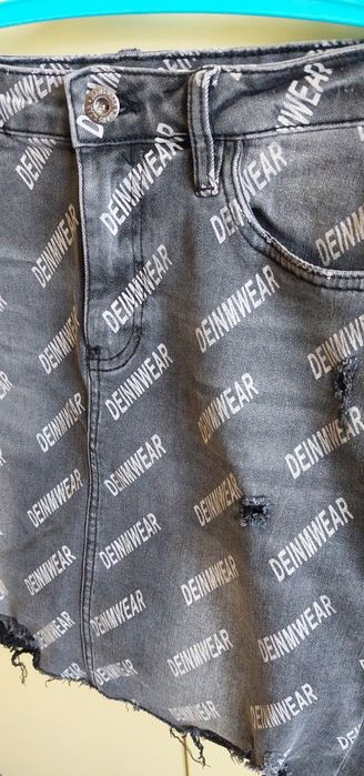 Поли в черно и сиво