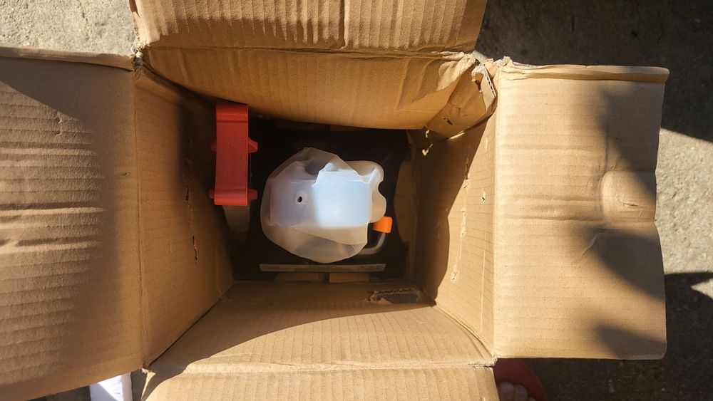 Suport auto tip capră și cric de 2 tone.