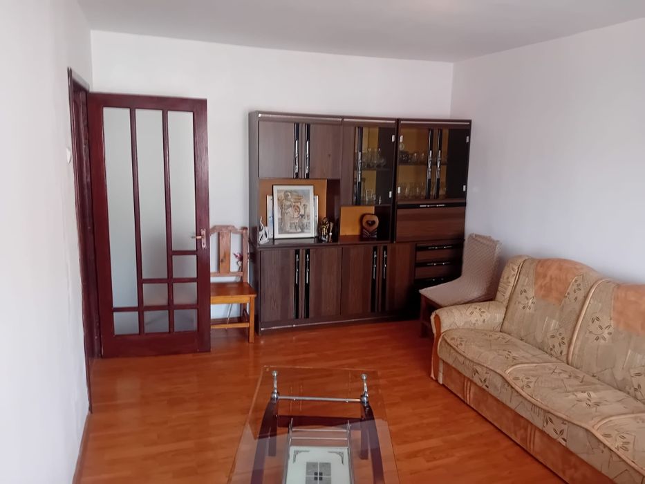 Ap 2 cam , 60 mp, zona ultracentrala,la cheie,