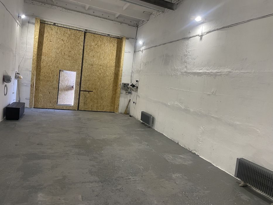 Продам большой гараж