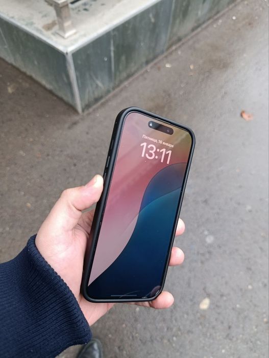 Продается айфон 16 про