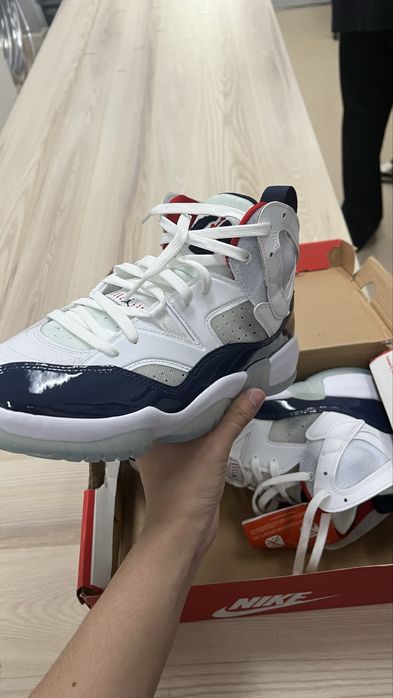 Jordan Jumpman Two Trey