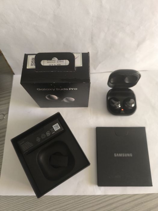 Беспроводные наушники Samsung bads pro