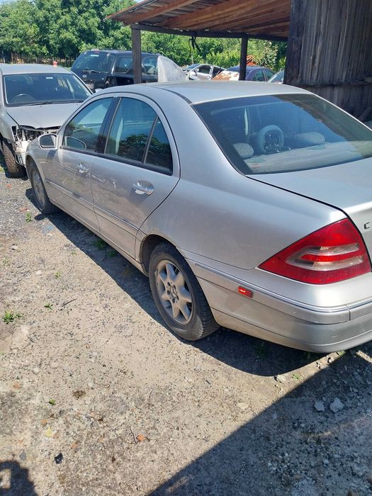 Мерцедес w203 c220cdi 143к.с. автомат на части