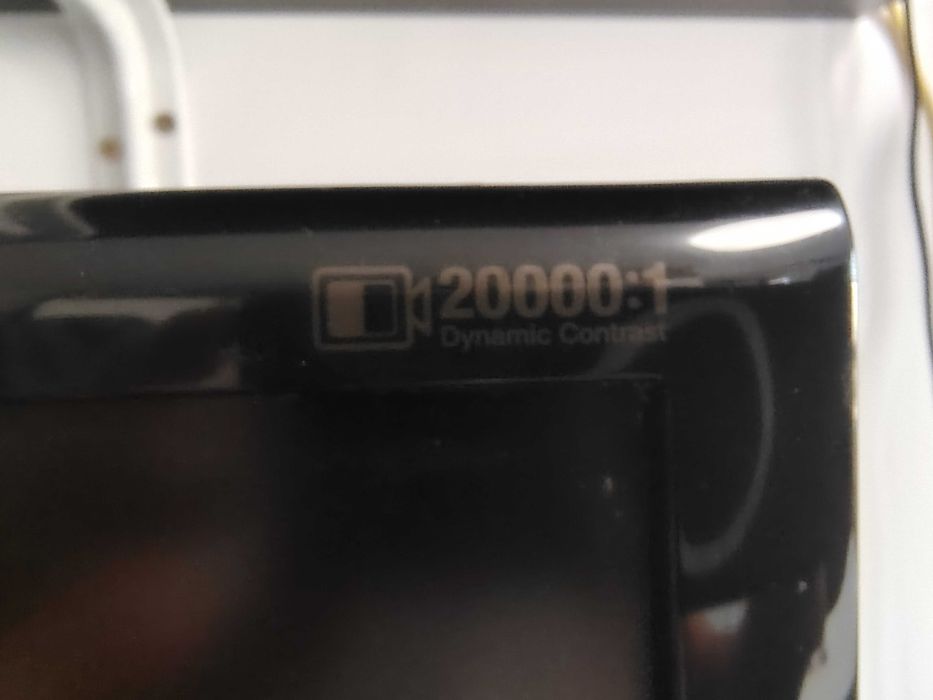 Монитор Samsung 22" (120Hz) + Водоустойчива геймърска клавиатура