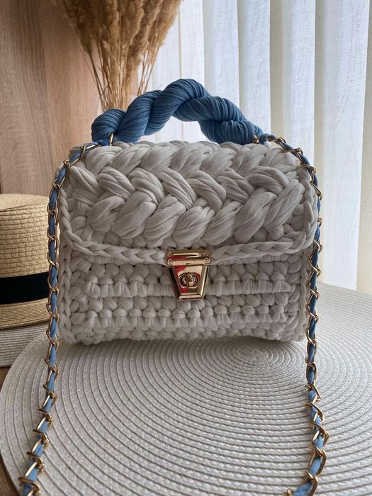 Нова чанта  чанта -20лв/ Плетена бяла чанта 50лв