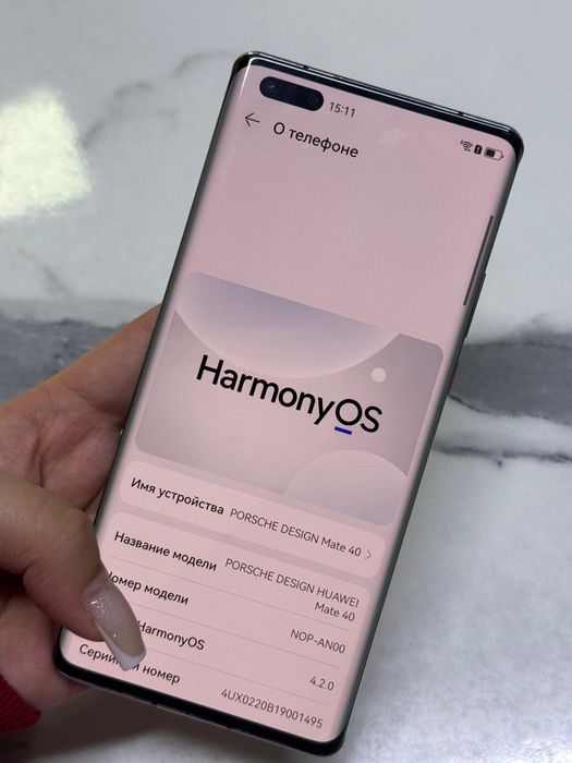 HUAWEI Porsche Design Mate 40 телефон