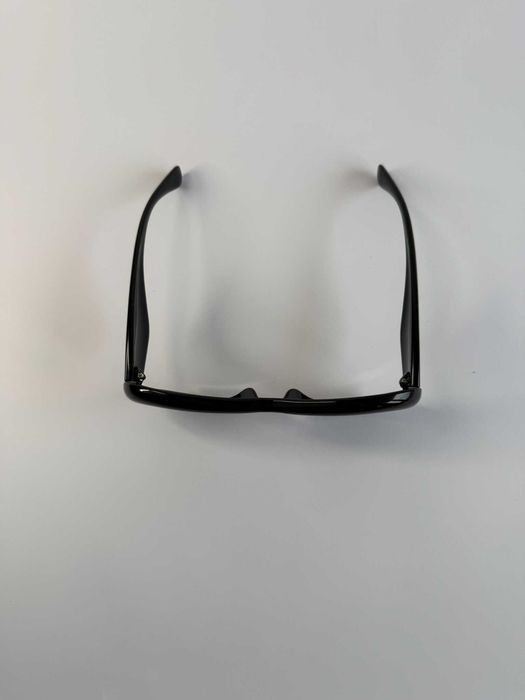 Слънчеви очила 100% UV защита в червено и черно