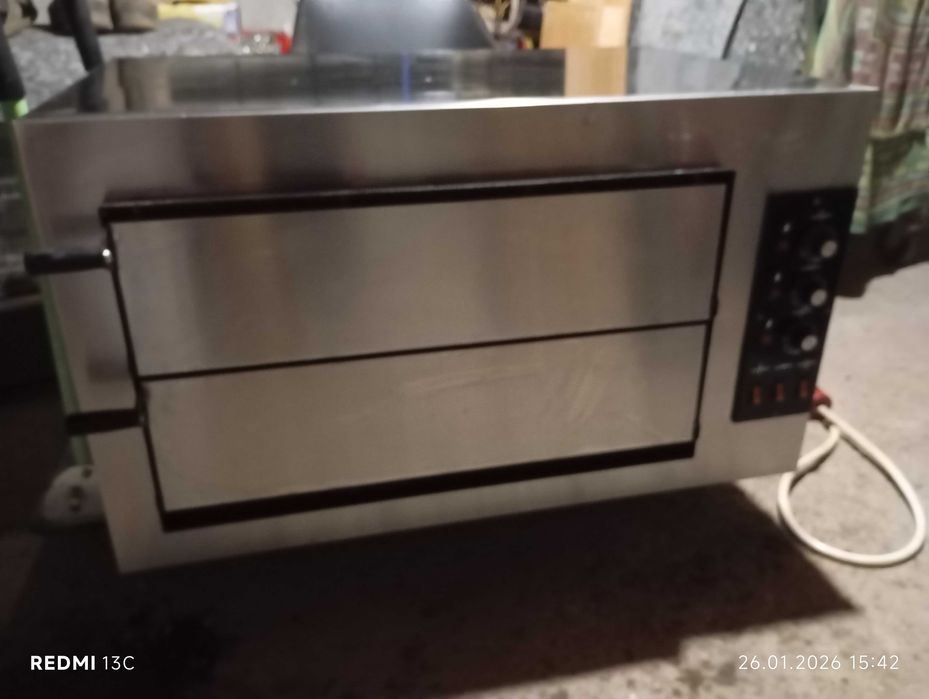 Cuptor profesional patiserie pizza