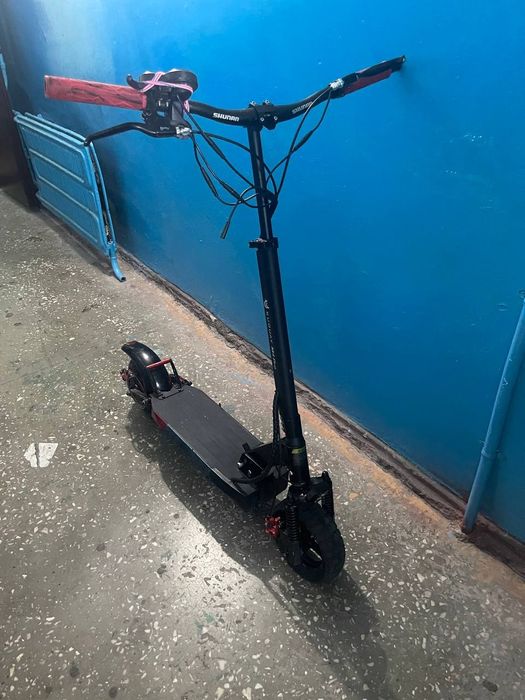 Kugoo m4 pro.    .