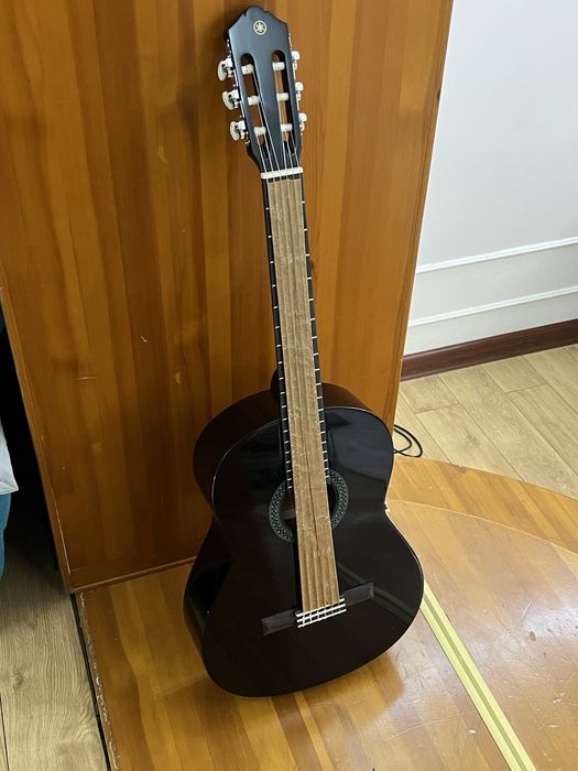 Yamaha c40 black Новая!