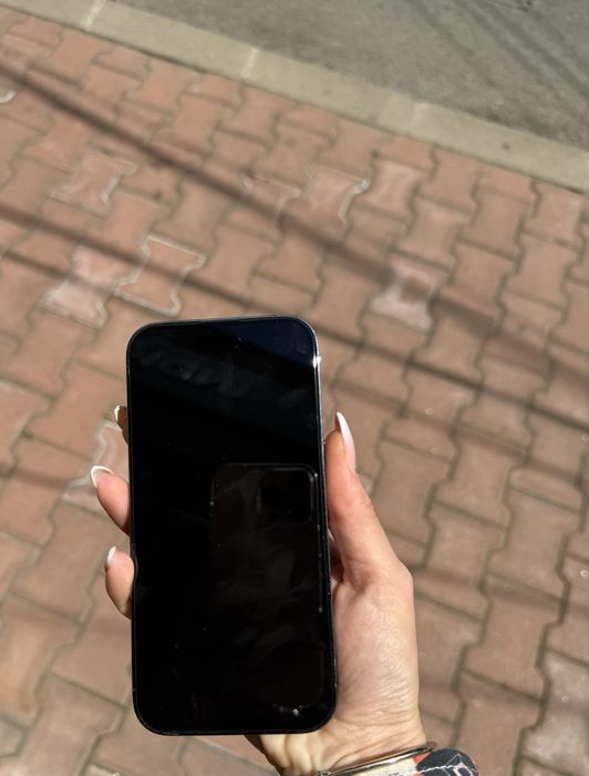 iPhone 14 pro purple