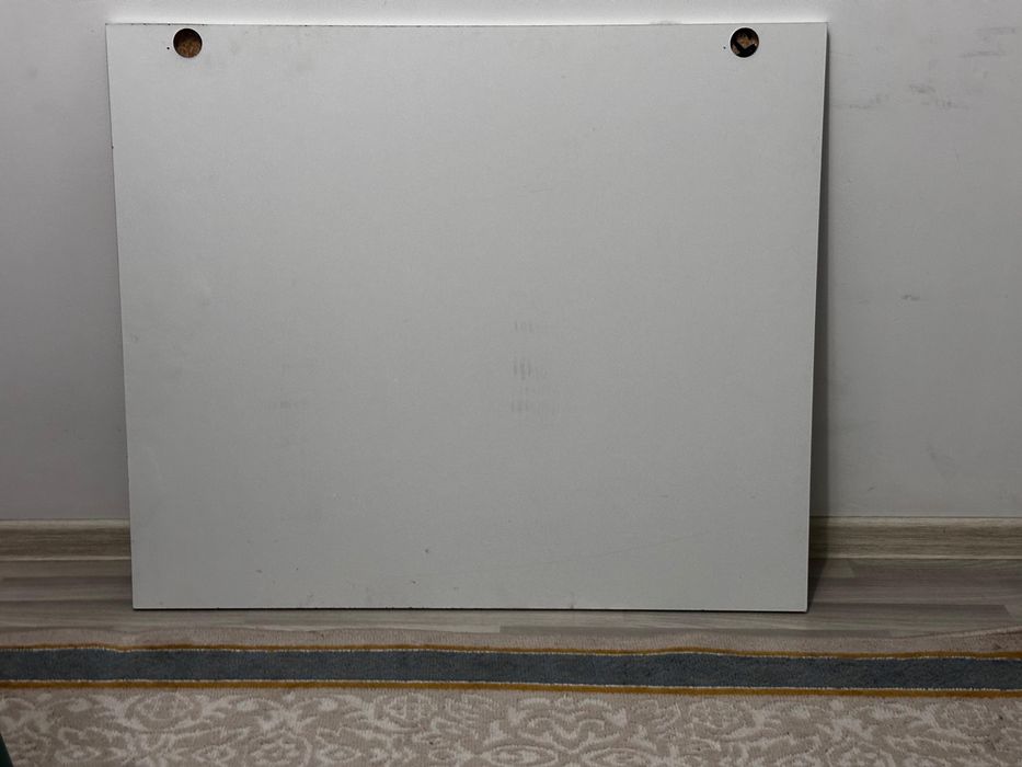 Айна сатылады. Стенаға ілуге болады.