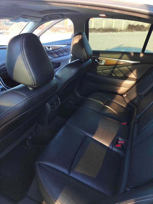 Infiniti Q50 S Hybrid