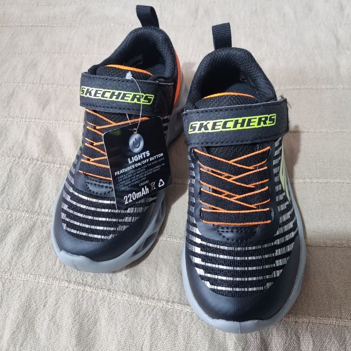 Светещи маратонки Skechers номер 27