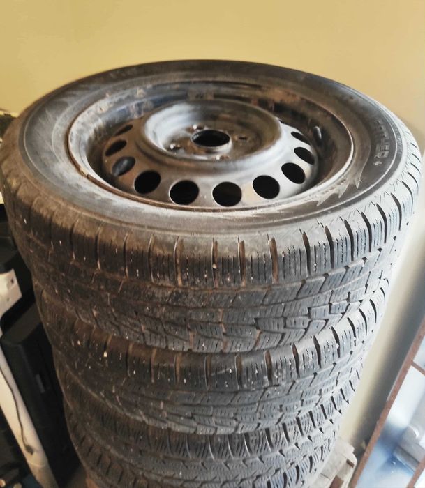 Set 4 roți complete pentru Renault Scenic 2, cu jante oțel