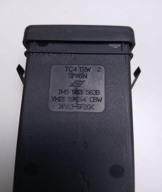 Buton incalzire scaun 7M5963563B Ford Galaxy prima generatie (facelif