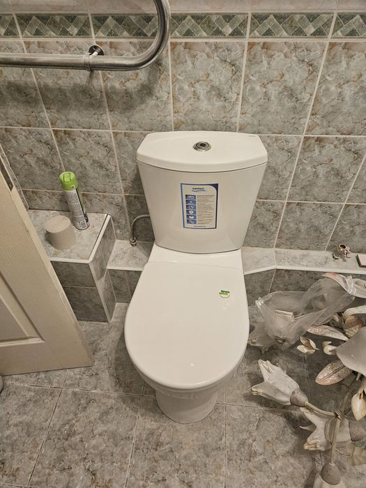 Продам ванну,раковину,унитаз
