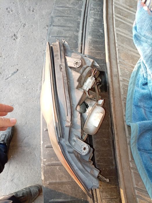 Субару аутбек фары