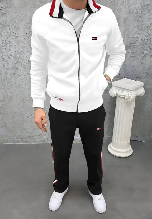 Treninguri Tommy Hilfiger,new collection,logo brodat,S,M,L,XL,2XL