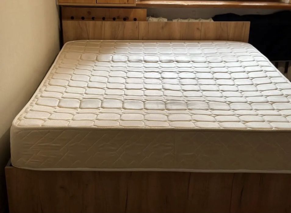 Кровать 200х160!