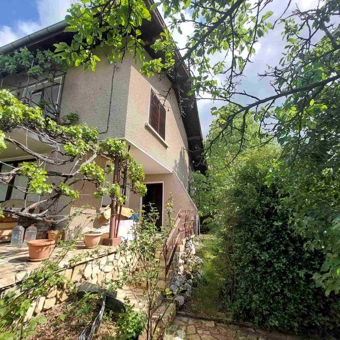 Продава се Къща в с. Безден, Област София-област - 157 кв.м за 2032 €/кв.м - Снимка #2