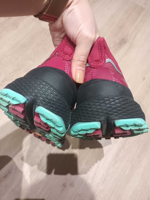 Altra Olimpus 5 маратонки за бягане