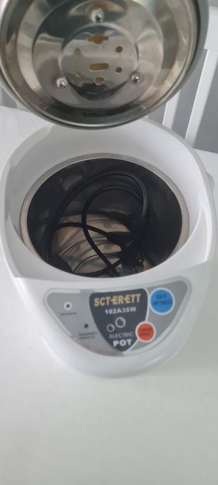 Продам термопот 3л