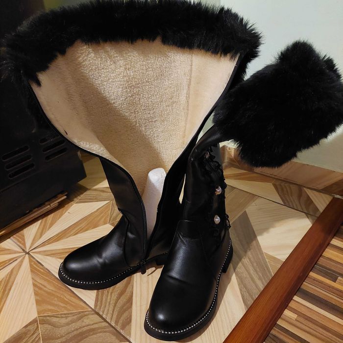 Cizme lungi blanite model epocă 36