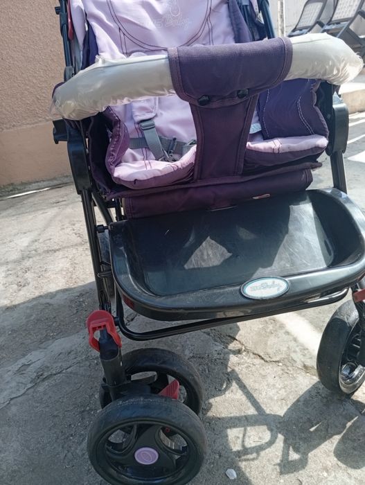 Cărucior bebeluși