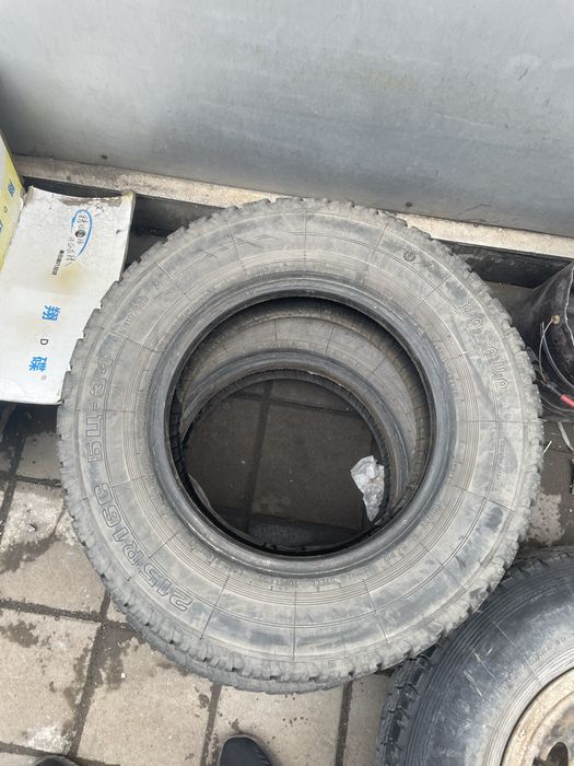 Продам резину грузовую