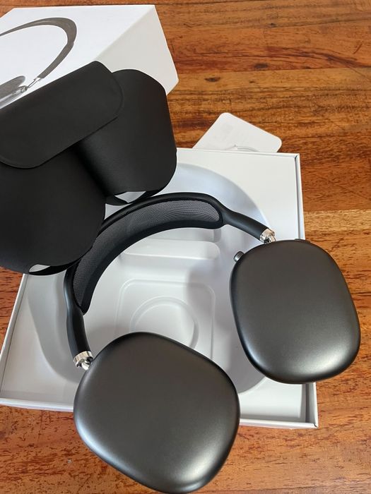 Apple airpods max