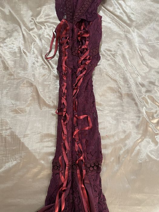 Продавам официална рокля