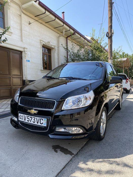 Qora nexia 3 aftomat idial moshina navarotlari bor manitor pult 906