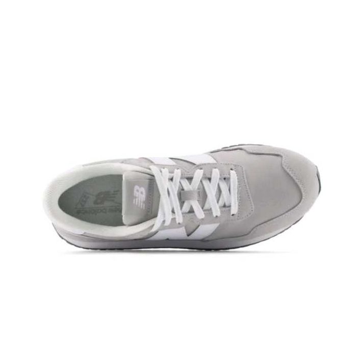New Balance кроссовки