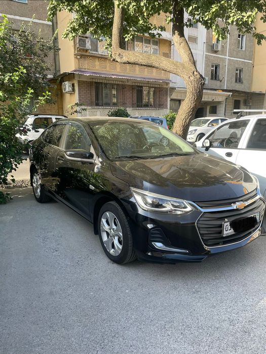 Chevrolet onix premier