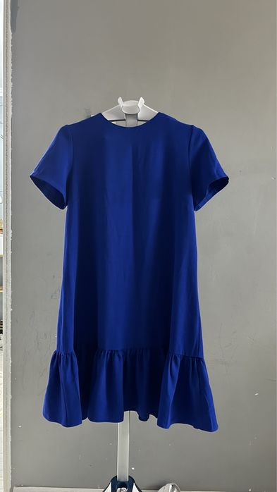 Платье один раз одета на той