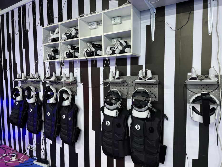 Продам Oculus Quest 2