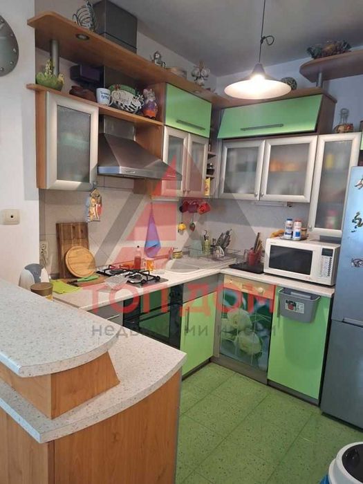 Дава се под наем Тристаен апартамент в Варна, Бизнес хотел - 88 кв.м за 750 € - Снимка #2