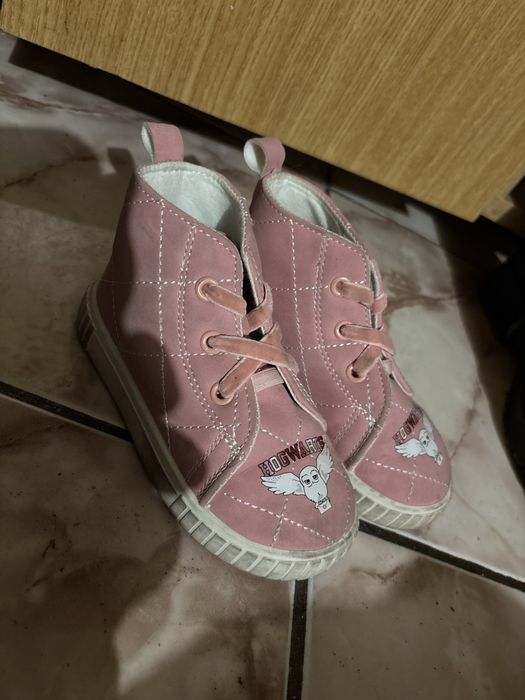 Ghete roz Harry Potter fete