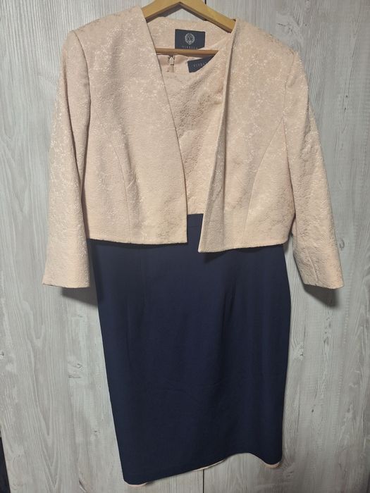 Costum de dama marimea 48