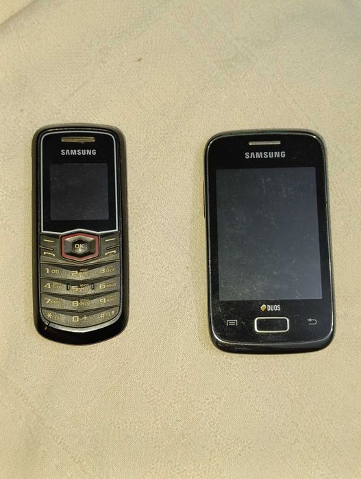 Телефоны Samsung на запчасти, 2 шт.