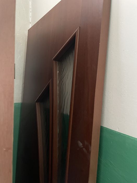 Продам межкомнатные двери